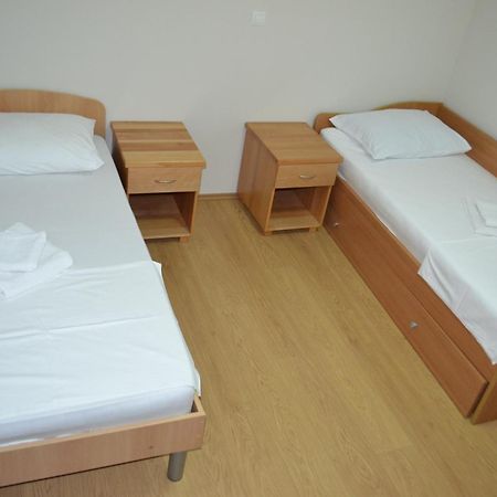 Apartments Domane Nenad Neum Exterior foto