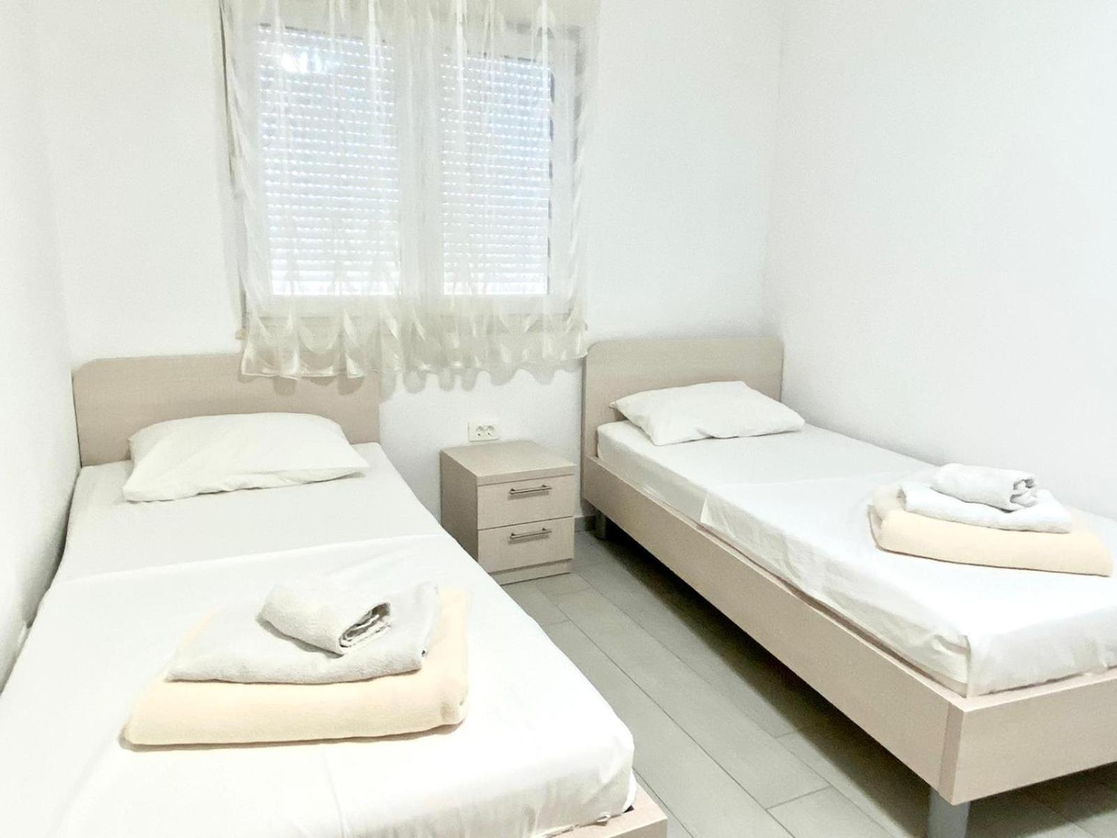 Apartments Domane Nenad Neum Habitación foto